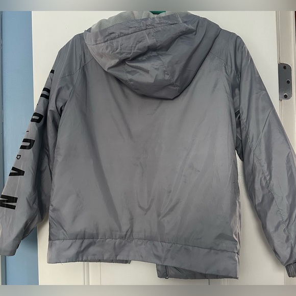 Nike Air Jordan Kids Gray Hooded Lined Puffer Jacket - Sz Boys M (10/12) - Picture 5 of 6